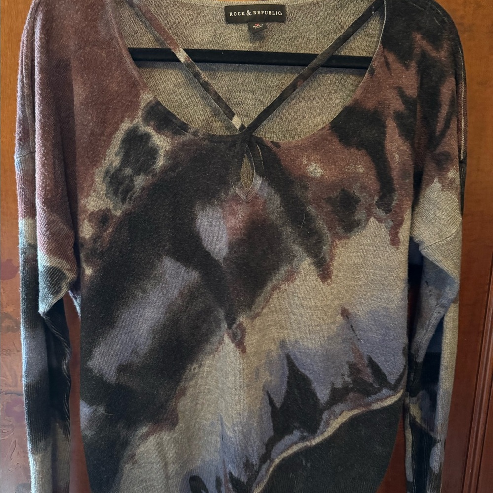 Rock & Republic Gray Knit Top